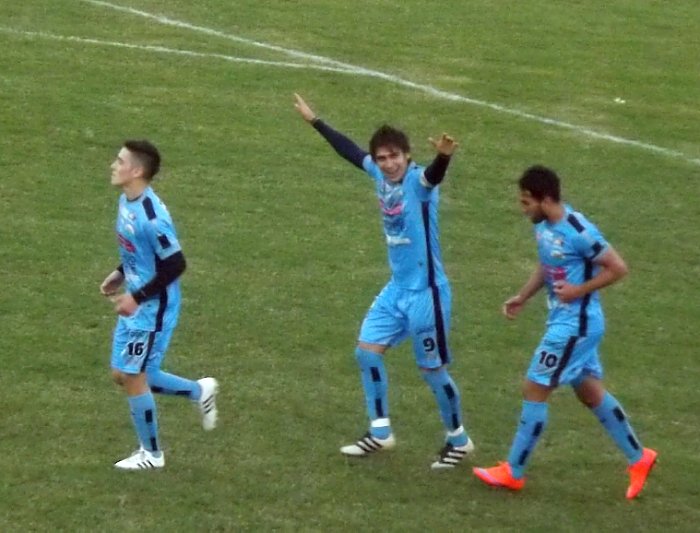 La Liga: 9 de Morteros se escapa en la punta y Rivadavia sube