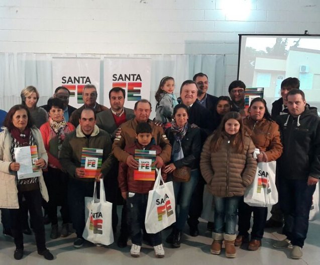 Inauguraron cinco viviendas en Villa Trinidad
