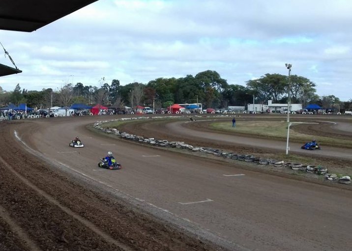 Suardi recibió al Karting del Este Cordobés