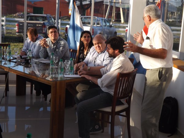 Morteros: Productores reclamaron por caminos, créditos y Ley de Lechería