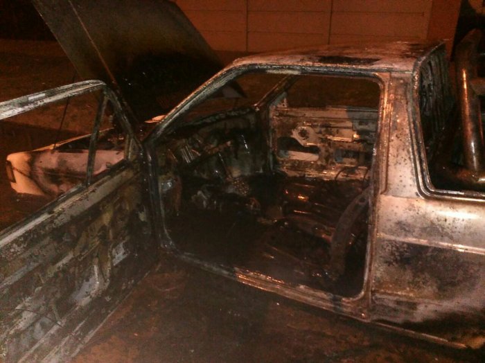 Suardi: Se quemó un auto y robaron en un bar 