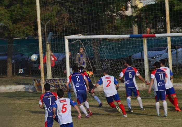La Liga: San Jorge y Granaderos siguen sumando