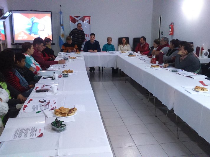 El Socialismo realizó su primer encuentro con vecinos