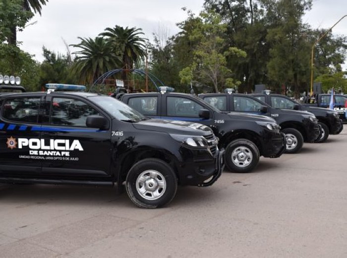 Entregarán móviles a localidades del departamento Castellanos