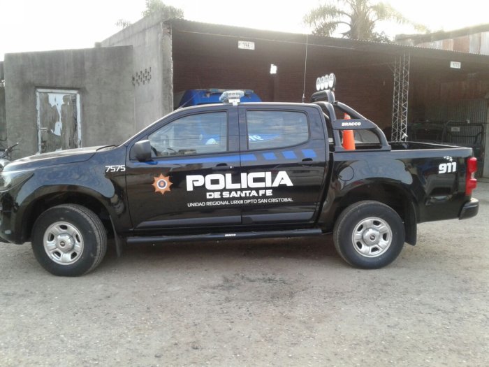 Entregaron un móvil policial a la localidad de Las Palmeras
