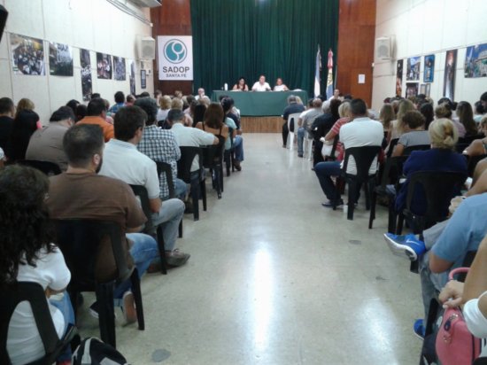 Los docentes privados también aceptaron la nueva oferta salarial