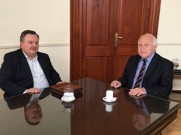 Michlig fue recibido por el Gobernador Lifzchitz