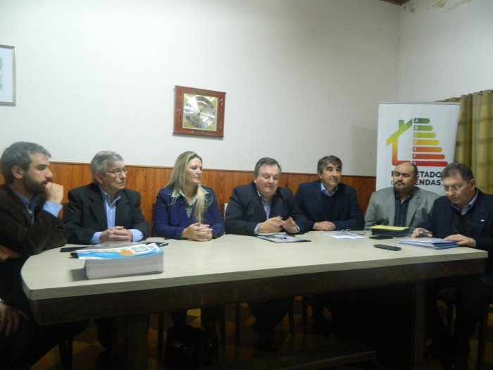 Importante reunión por el servicio eléctrico en Ceres y la región