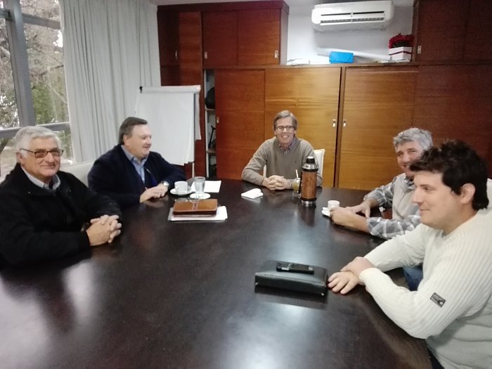 Michlig se reunió con el titular de la DPV Pablo Seghezzo