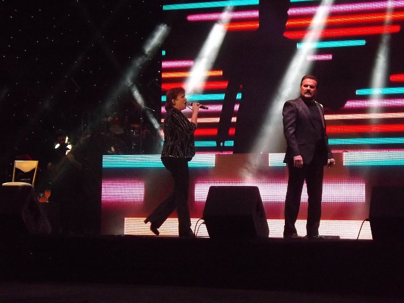 Cierre de lujo con Pimpinela para la Fiesta de la Confraternidad
