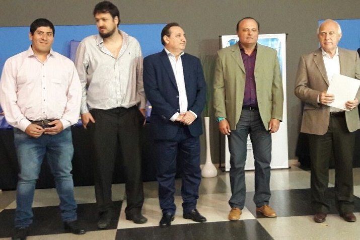 Lifschitz entregó un aporte a la UOM Sunchales