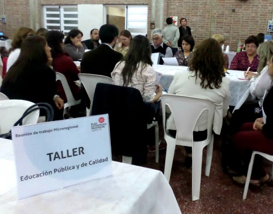 Se realizó en Villa Trinidad la reunión microregional de la Región 2