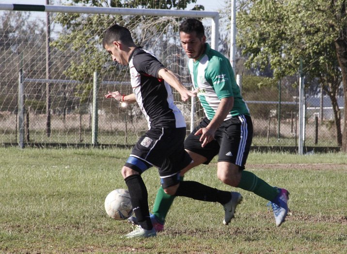La Liga: Juniors volvió a perder y Tiro cantó victoria