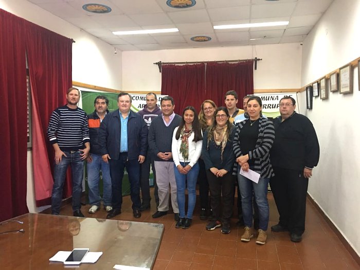 Michlig entregó aportes a instituciones de Arrufó