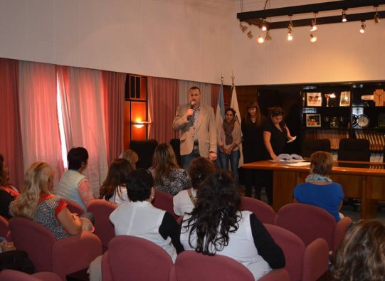 Morteros: Entregaron subsidios a escuelas rurales y  de la ciudad
