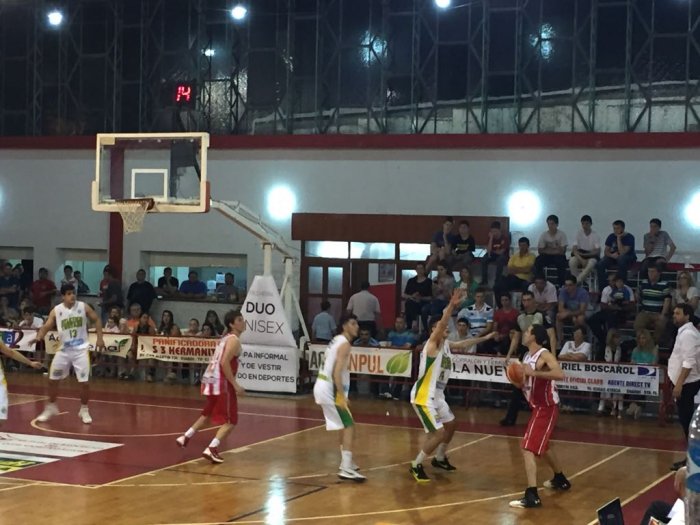 Federal: Sportivo festejó en su debut de local