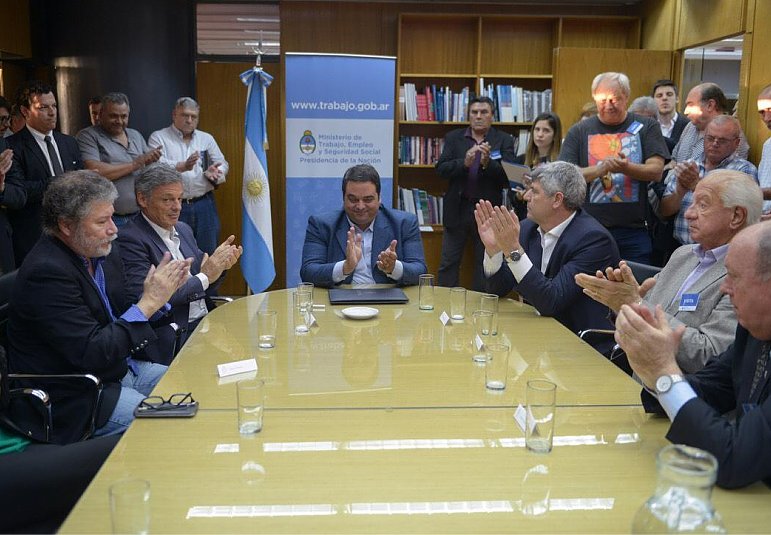 Se firmó el nuevo convenio laboral para los empleados lácteos