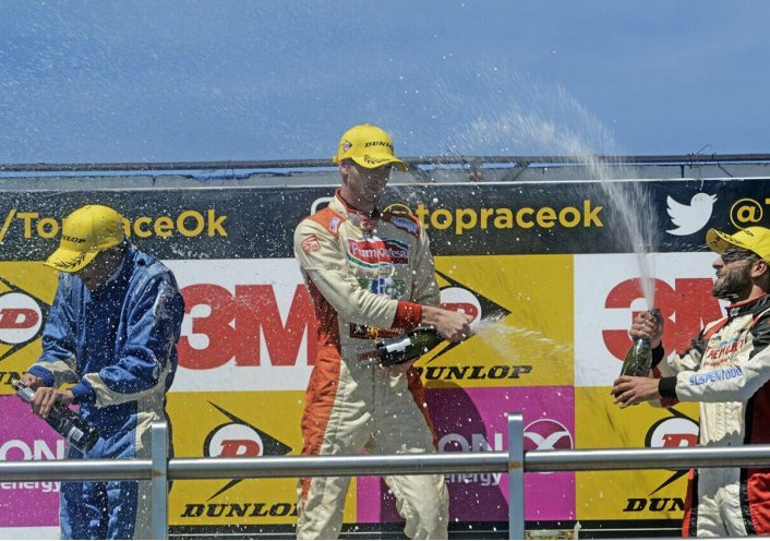 Primera victoria de Tomás Brezzo en la Top Race Junior