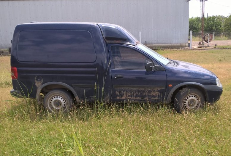 Encontraron abandonado un auto robado en San Guillermo