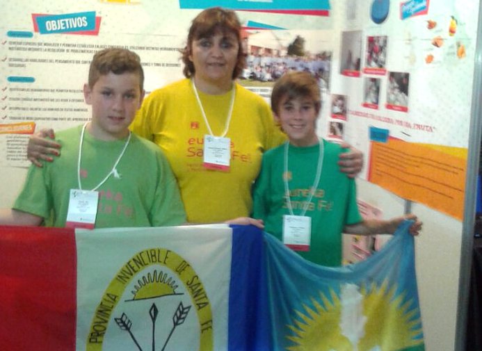 Alumnos de la 6141 con mención especial en la Feria de Ciencias Nacional