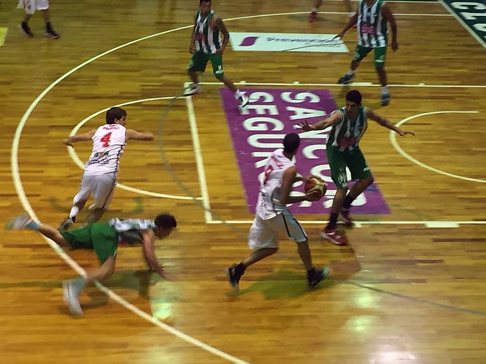 Federal: Sportivo ganó un partido fundamental