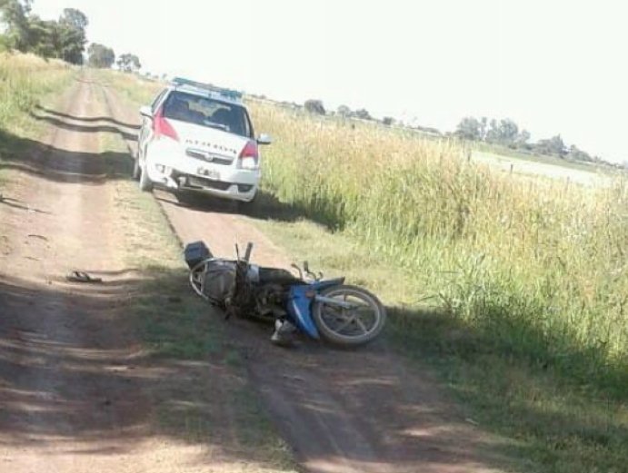 Motociclista se accidentó en zona rural de Porteña
