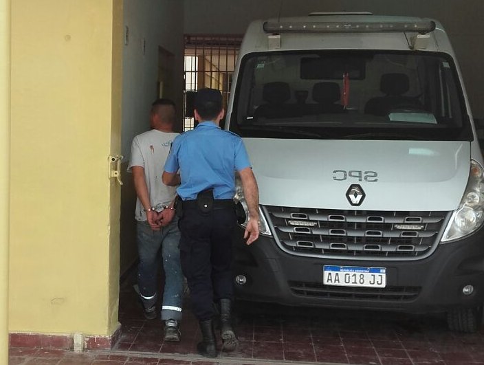 Brinkmann: Dos detenidos por violencia familiar 