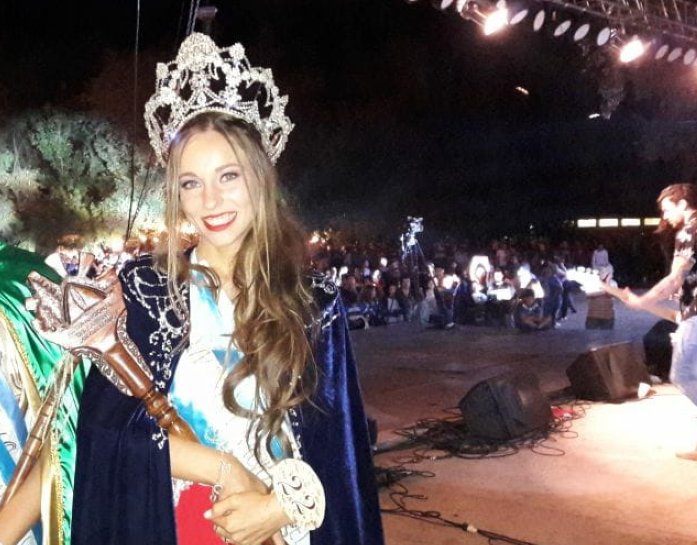 Emilia Saidel Walker nueva reina de la Fiesta del Camping