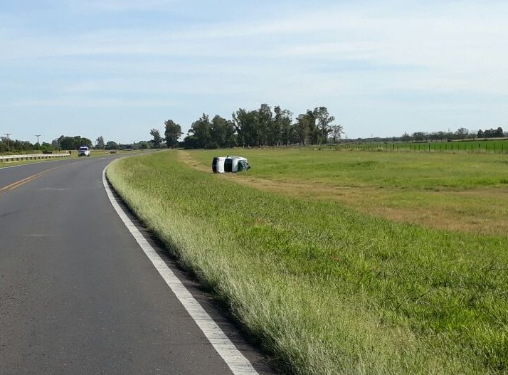 Familia de Buenos Aires se accidentó en Palacios