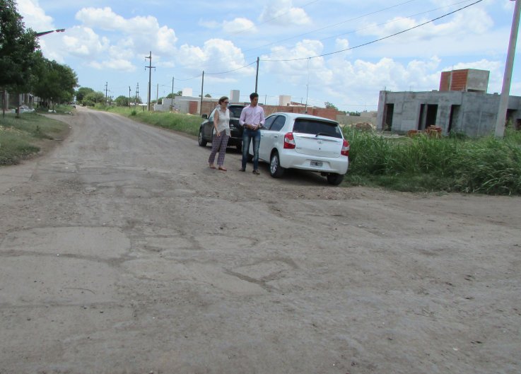 Avanzan para concretar la obra de calle Santiago del Estero