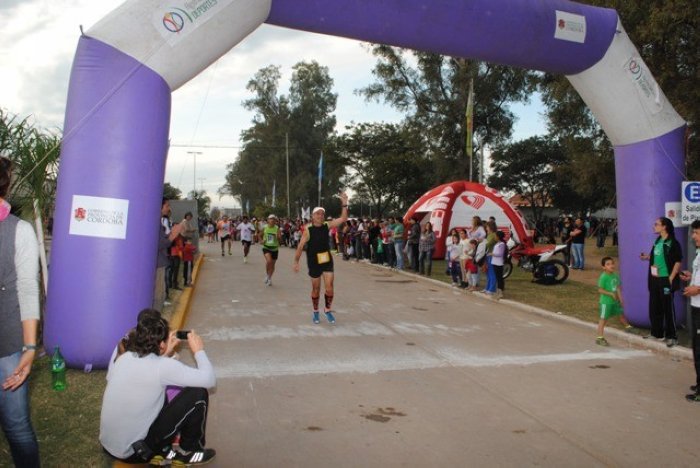 Se corre la Maratón 126º aniversario de Porteña