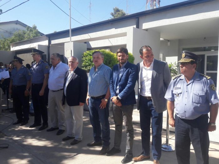 Ceres: El Gobernador inauguró las refacciones y mejoras en la Comisaría 2°