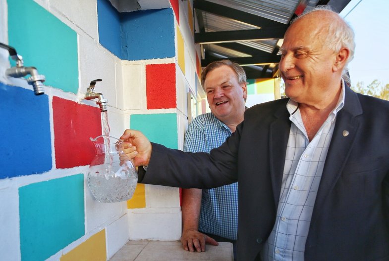San Cristóbal: Lifschitz inauguró obras viales y planta de agua potable