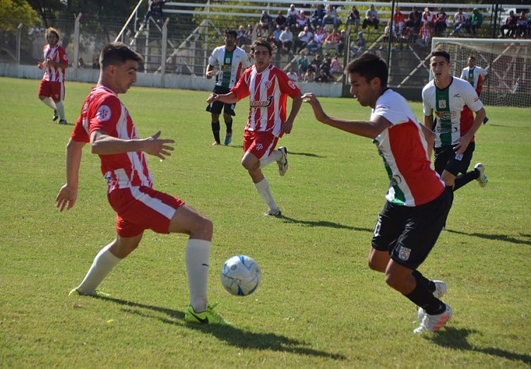 La Liga: Centro ganó en Suardi y también es puntero