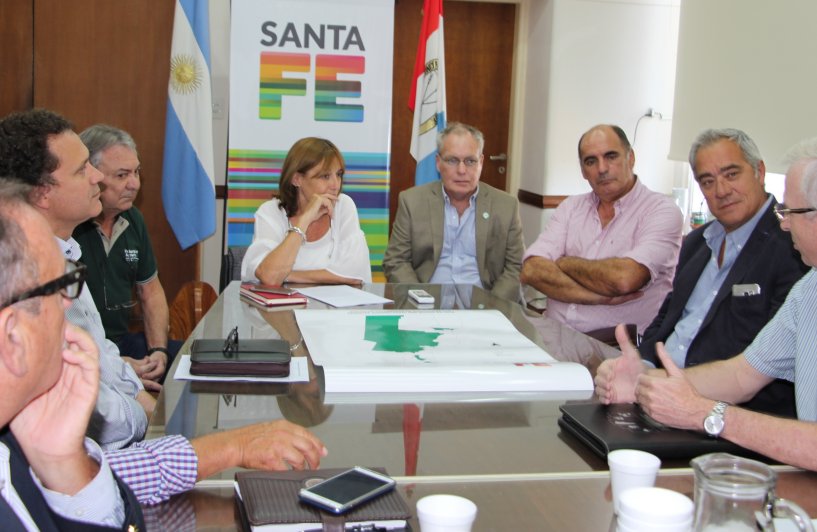 Santa Fe declaró la emergencia agropecuaria por sequía