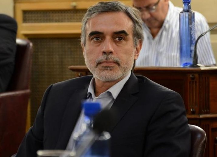 Reforma constitucional: El Senador González dijo que la clase política está en mora