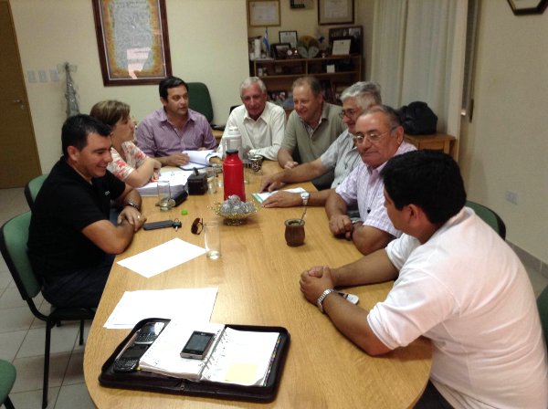 Las Comunas salieron en apoyo de Suardi en el conflicto con el SITRAM