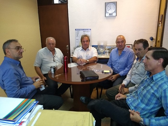 Calvo y Presidentes Comunales piden la pavimentación de la ruta 80S