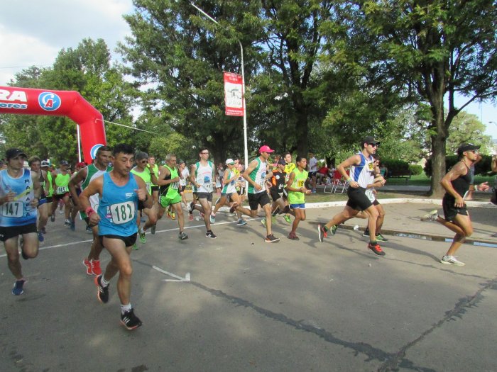 Burkett y Negri ganaron en la maratón de Suardi