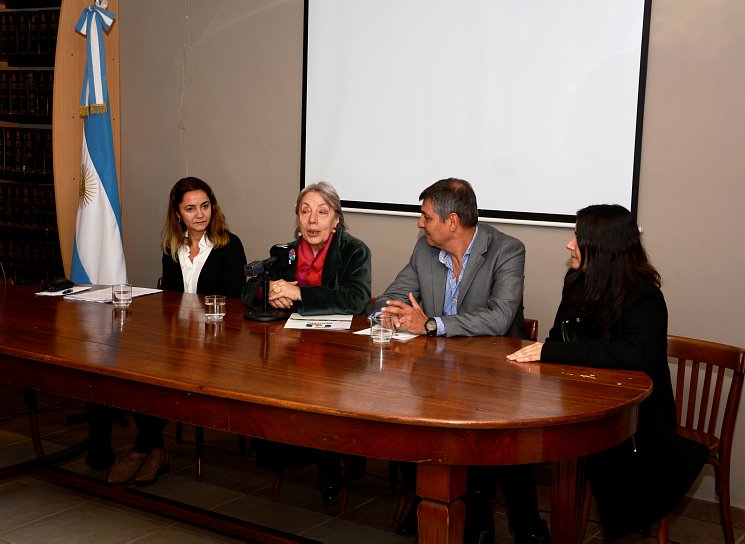 Morteros: Debate por el 