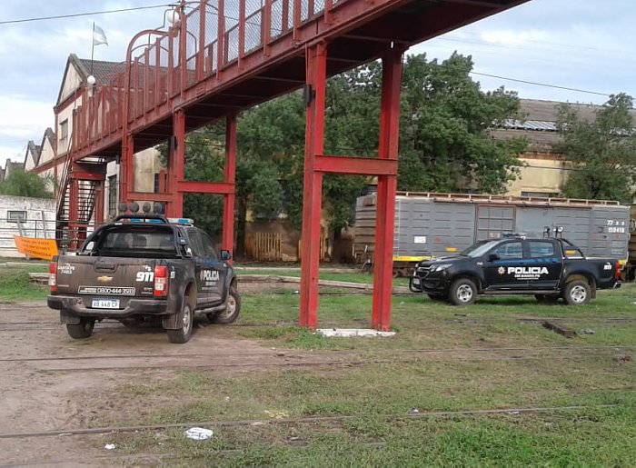 San Cristóbal: Encontraron muerto a un hombre en el predio del ferrocarril