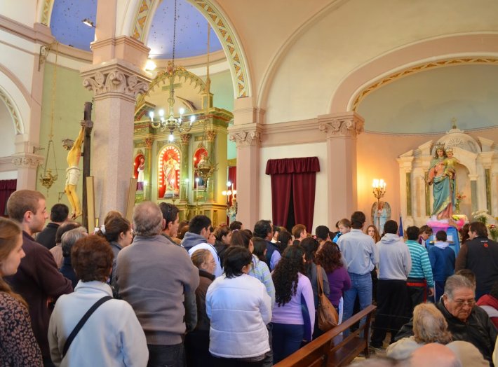 Col. Vignaud: Una multitud peregrinó a María Auxiliadora