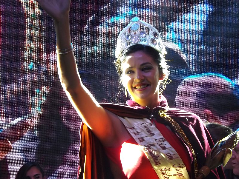 Roxana Pamater nueva reina de la Fiesta Provincial del Sorgo