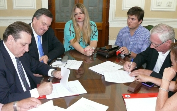 Suardi y otras localidades firmaron convenios para capacitación laboral