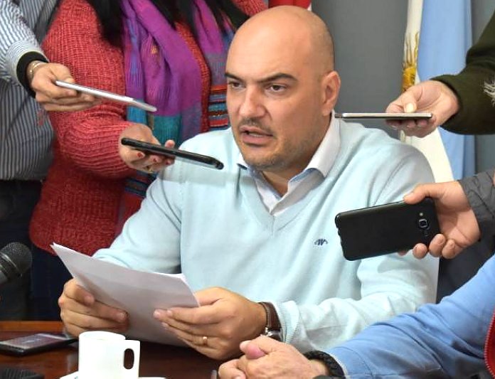 Ceres: Mansilla asumió los errores por la bandera británica