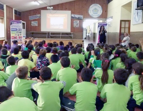 La Secretaría de Ambiente realiza capacitaciones con niños de escuelas de Morteros