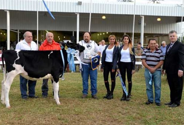 Se consagraron las primeras campeonas de la Feria Lechera de las Américas