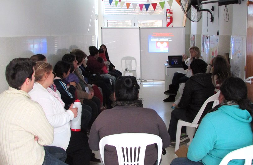 Charla sobre lactancia materna en el Caps de Suardi