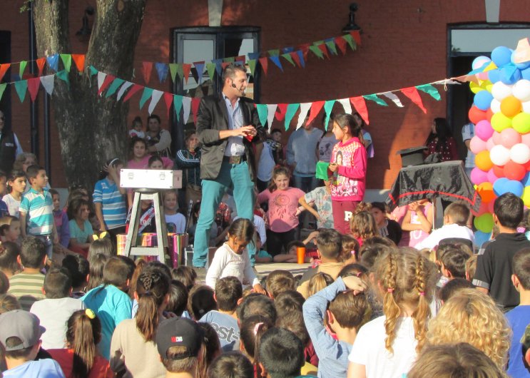 Suardi invita a los festejos por el Día del Niño
