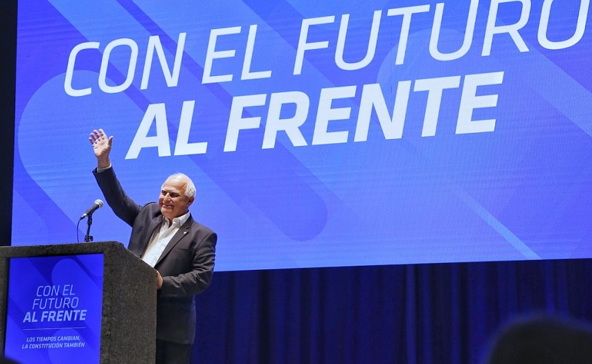Lifschitz encabezó otro acto por la reforma constitucional
